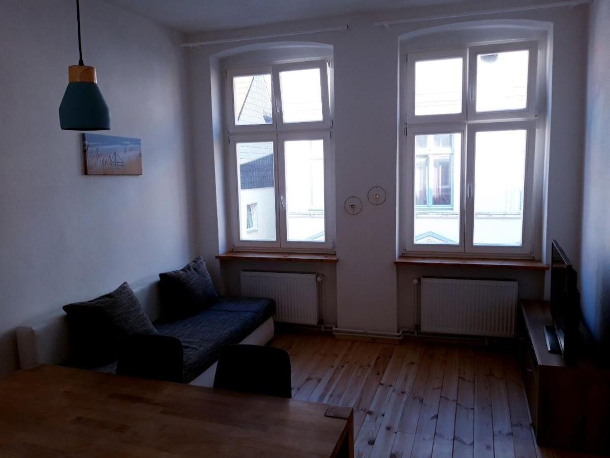 Appartment Am Hafen Von Stralsund Exterior foto